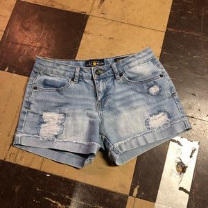 LUCKY BRAND LIGHTWASH DENIM SHORTS